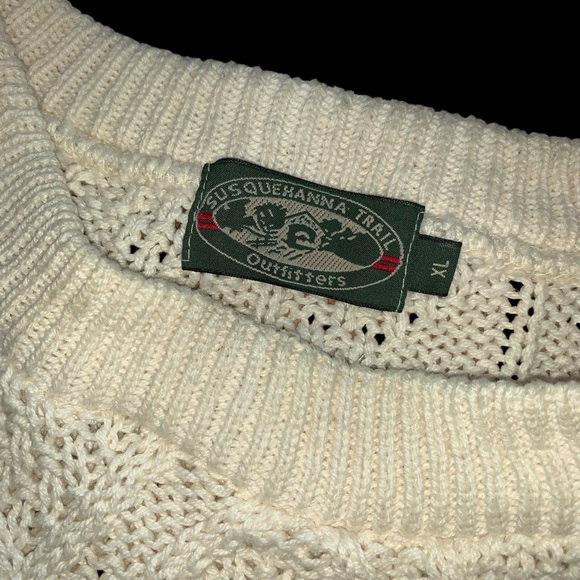 v i n t a g e :: Chunky Fisherman Aran Cable Knit Sweater - Picture 7 of 13